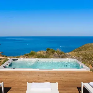 Cala Bianca , Castellammare del Golfo Italia