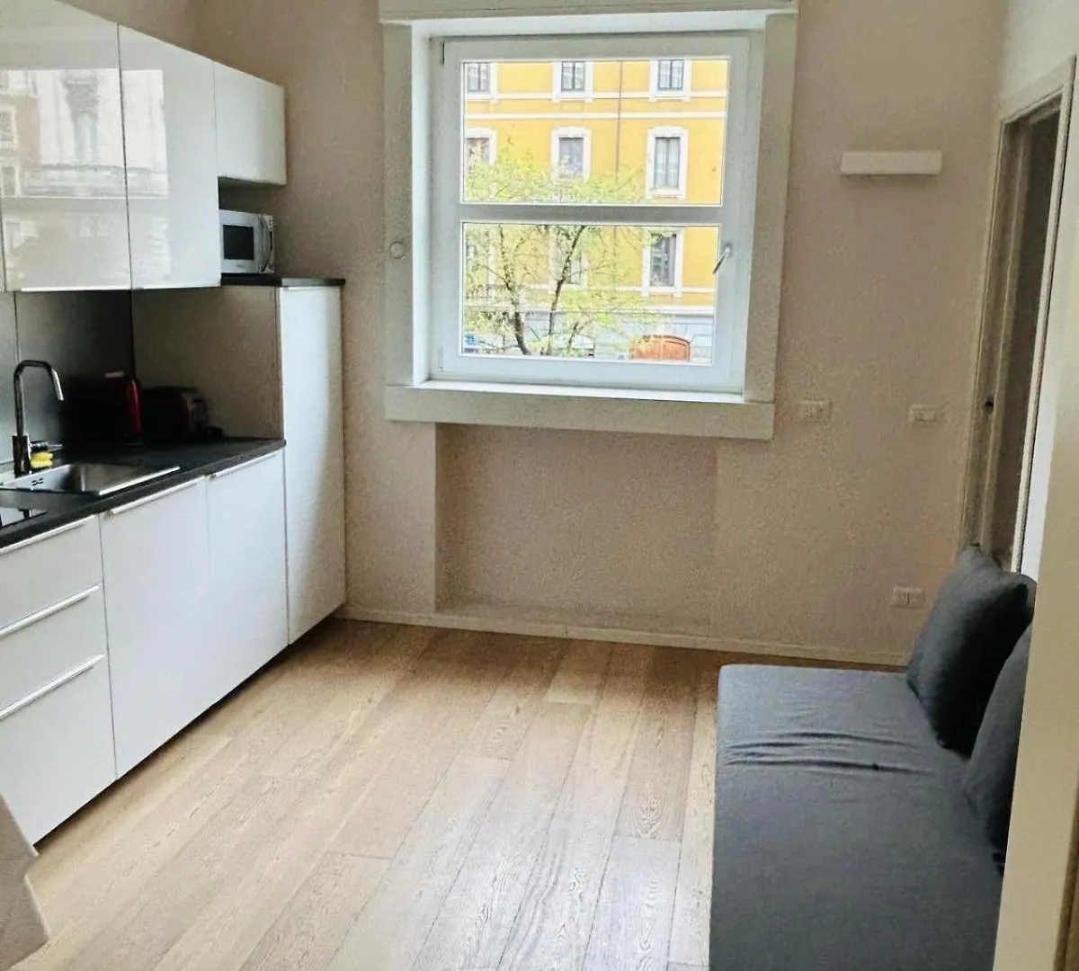 Easy Room Italy Milan Apartment